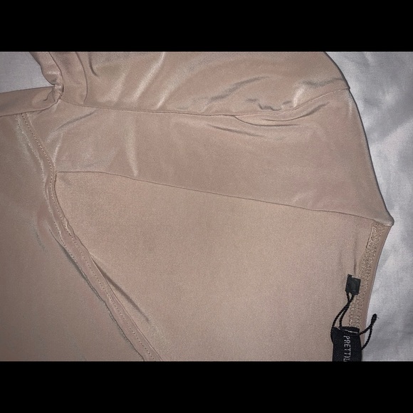 Trendy crop top - Picture 3 of 7